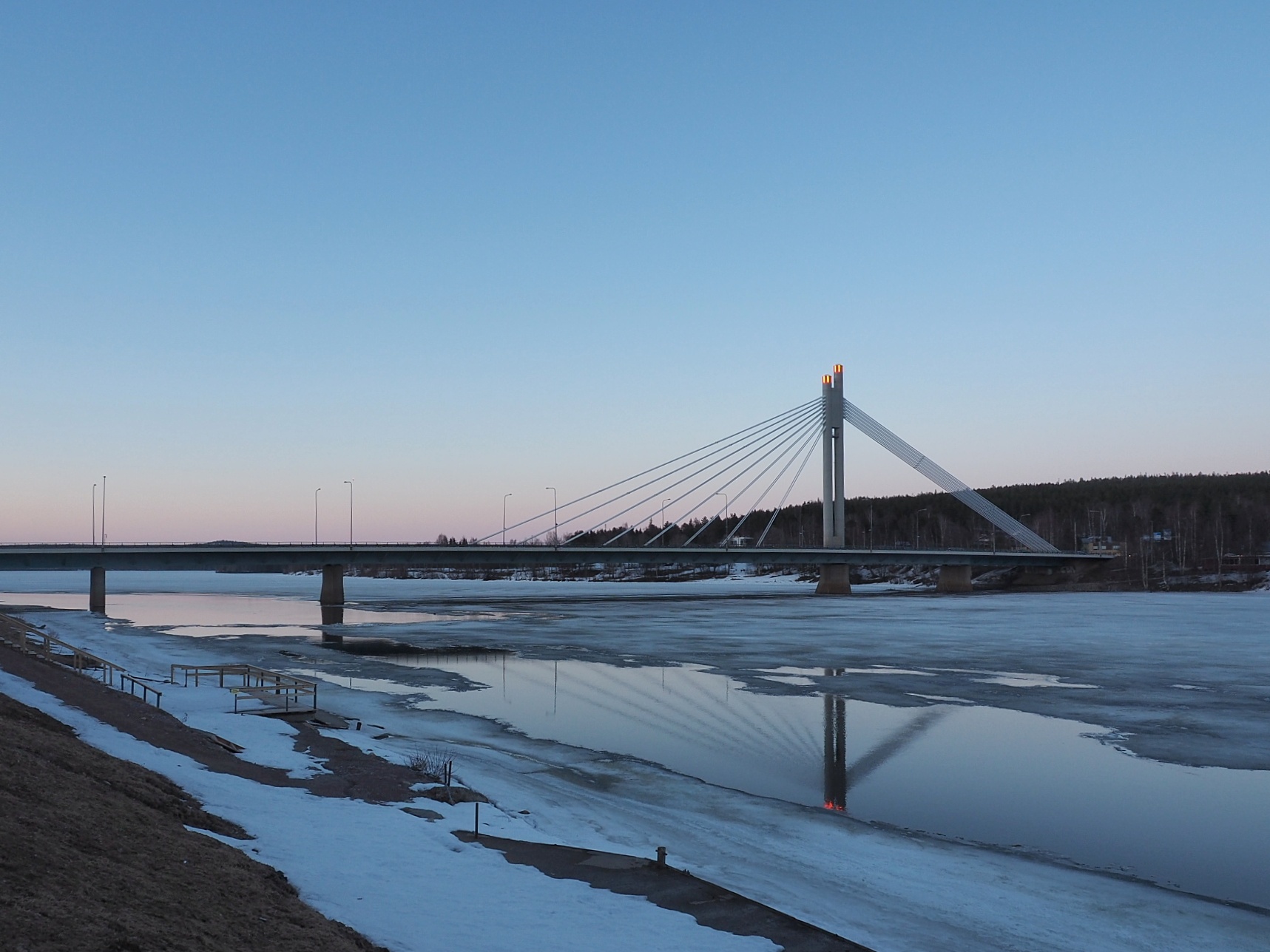 jätkänkynttilä silta